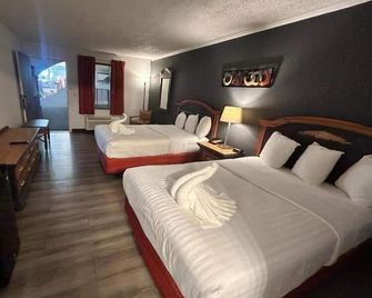 Suite Dreams Hotel - Mattoon