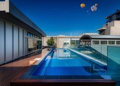 Tribeca Serviced Apartments - Melbourne - Bể bơi