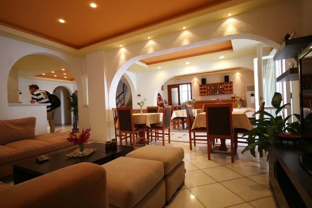 Iliovasilema - נאקסוס - לובי