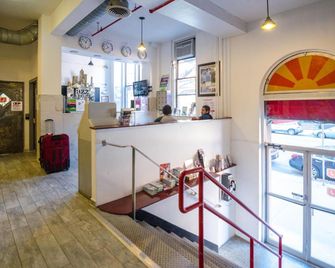 Jazz on The Park Hostel - New York - Reception