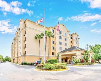 Apartment w Pool Hot Tub -Near Universal Studios - Orlando - Building