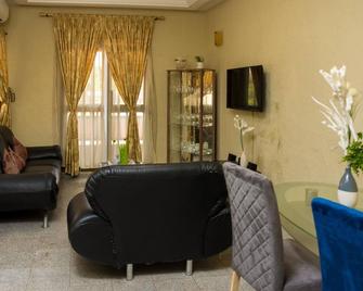 Furnished and air-conditioned living room - Lomé