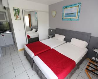 Hotel La Maison Creole - Le Gosier - Спальня