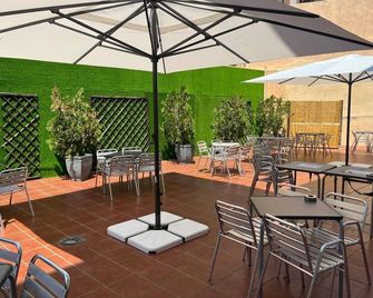 Hotel Valdemoro - Valdemoro - Patio