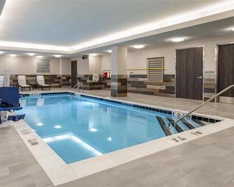 Hotel Louisville - Louisville - Pool