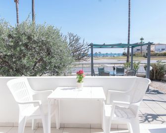 Themis Beach Apartments - Λάρνακα - Μπαλκόνι
