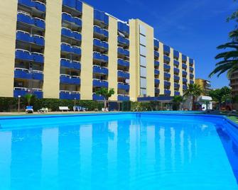 Rentalmar Alboran Family Plus - Salou - Zwembad