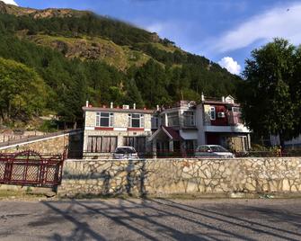 OYO 22586 Mashoo Resorts - Kullu - Edificio