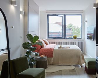 The Hill By Nestor - Harrow - Bedroom