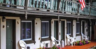 Happy Bear Motel - Killington - Balcony