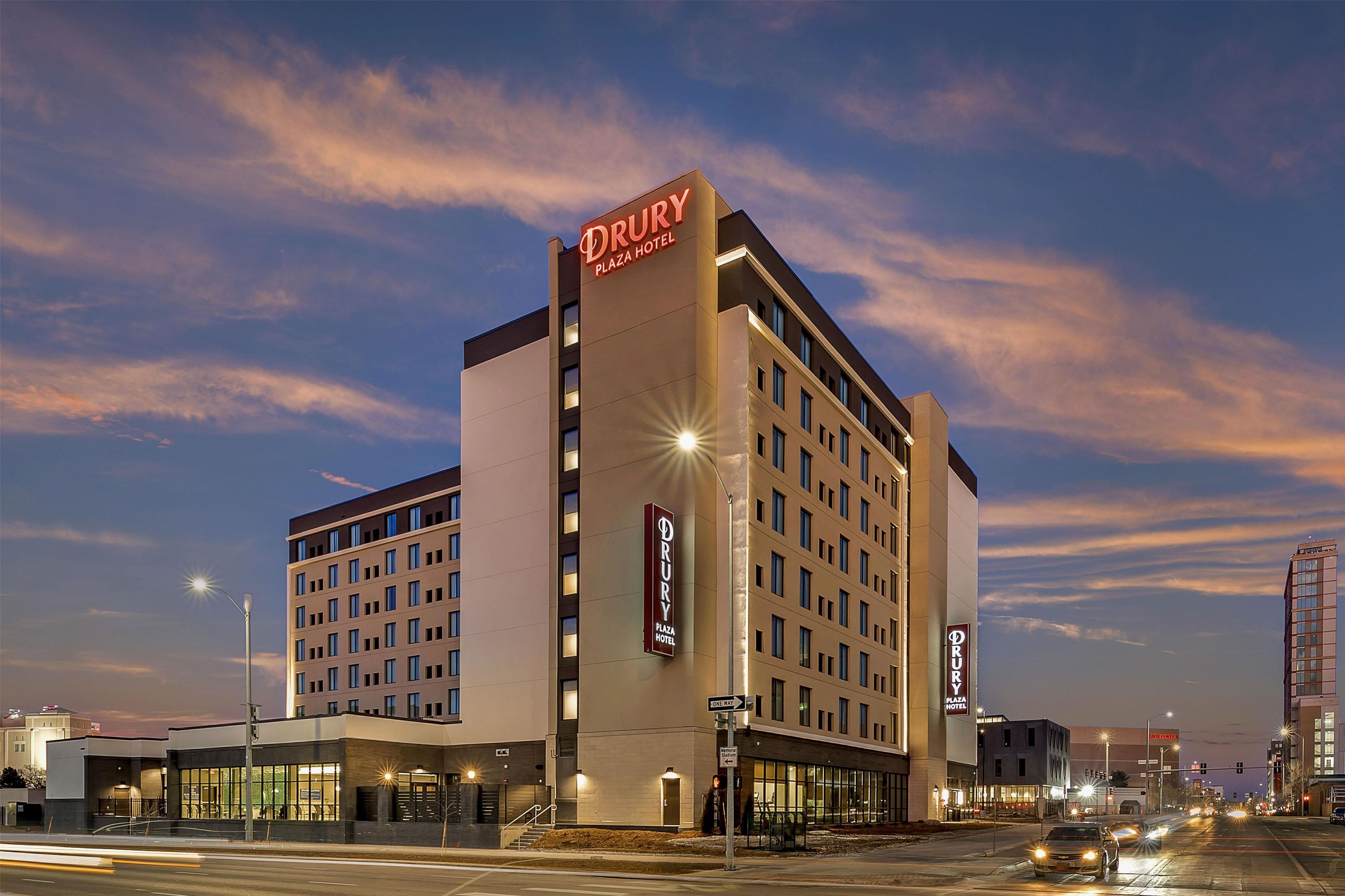 Drury Plaza Hotel Lincoln Downtown - לינקולן - בניין