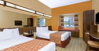 Microtel Inn & Suites by Wyndham Greenville/University Med - Greenville