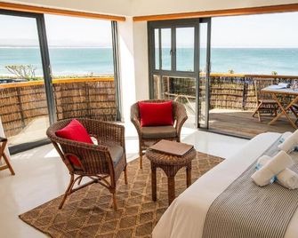 African Perfection 1 - Jeffreys Bay