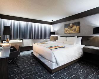 Grande Cache Hotel - Grande Cache