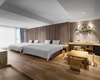 Gamalan Fl Spring Hotel - Jiaoxi Township - Bedroom