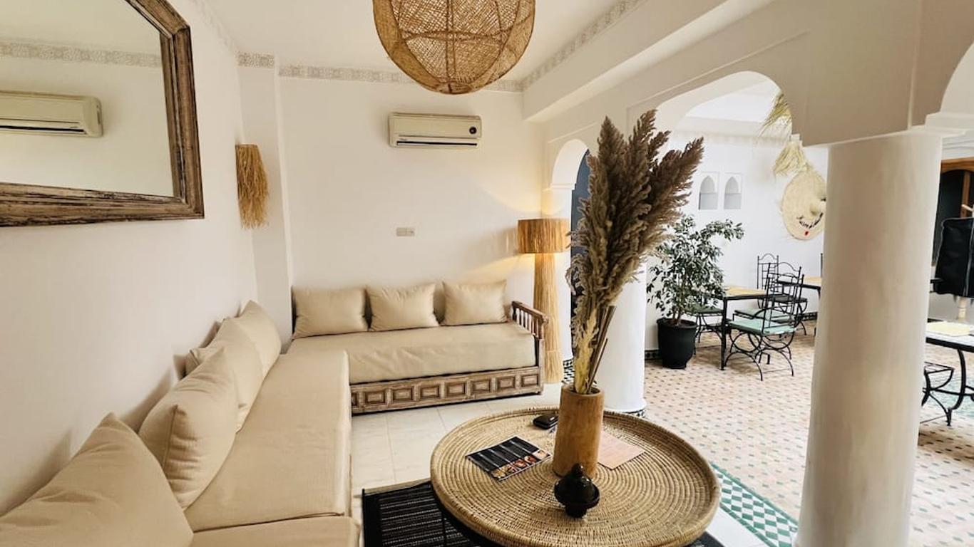 Riad Sarah Sabrina