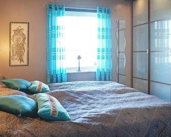 8 Person Holiday Home in Grebbestad - Grebbestad - Slaapkamer