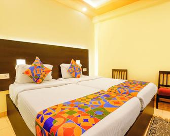 Fabhotel Manoshanti - Nr Big Daddy Casino - Panaji - Bedroom