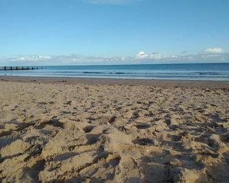 lockwood house holiday cottages,Dawlish - Dawlish - Beach