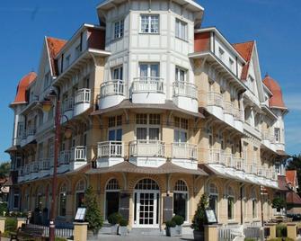 Grand Hotel Belle Vue - De Haan - Bangunan