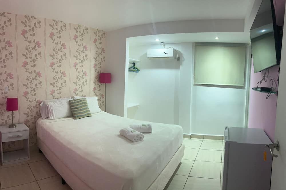Hostal Familiar Carmencita - Hostel - Ciudad de Panamá - Habitación