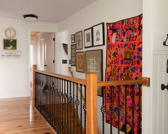 Parker Lake House with Outdoor Hot Tub with Lake View - Oxford - Recepción