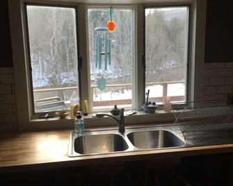 Family, Pet Friendly Bridgewater/Killington/Woodstock Area Rental - Bridgewater - Kitchen