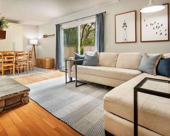 Saltwater Cottage At Gleneden Beach - Lincoln Beach - Sala de estar