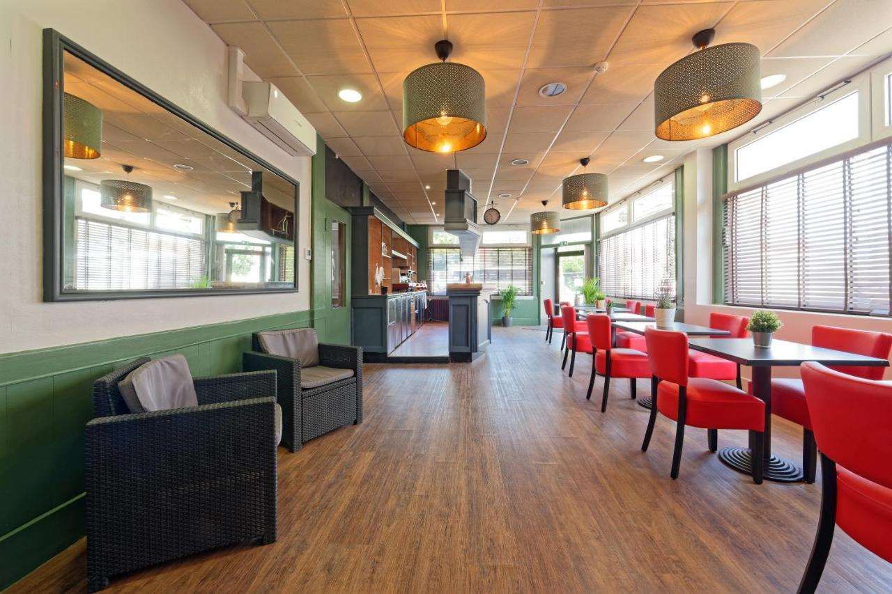 Contact Hôtel de la Gare et son restaurant Côte à Côte - Отен - Ресторан