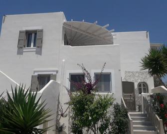 Faros Villa small hotel & restaurant - Pirgaki - Edificio