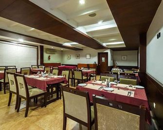 Hotel Highway Castle - Kāsaragod - Restaurant