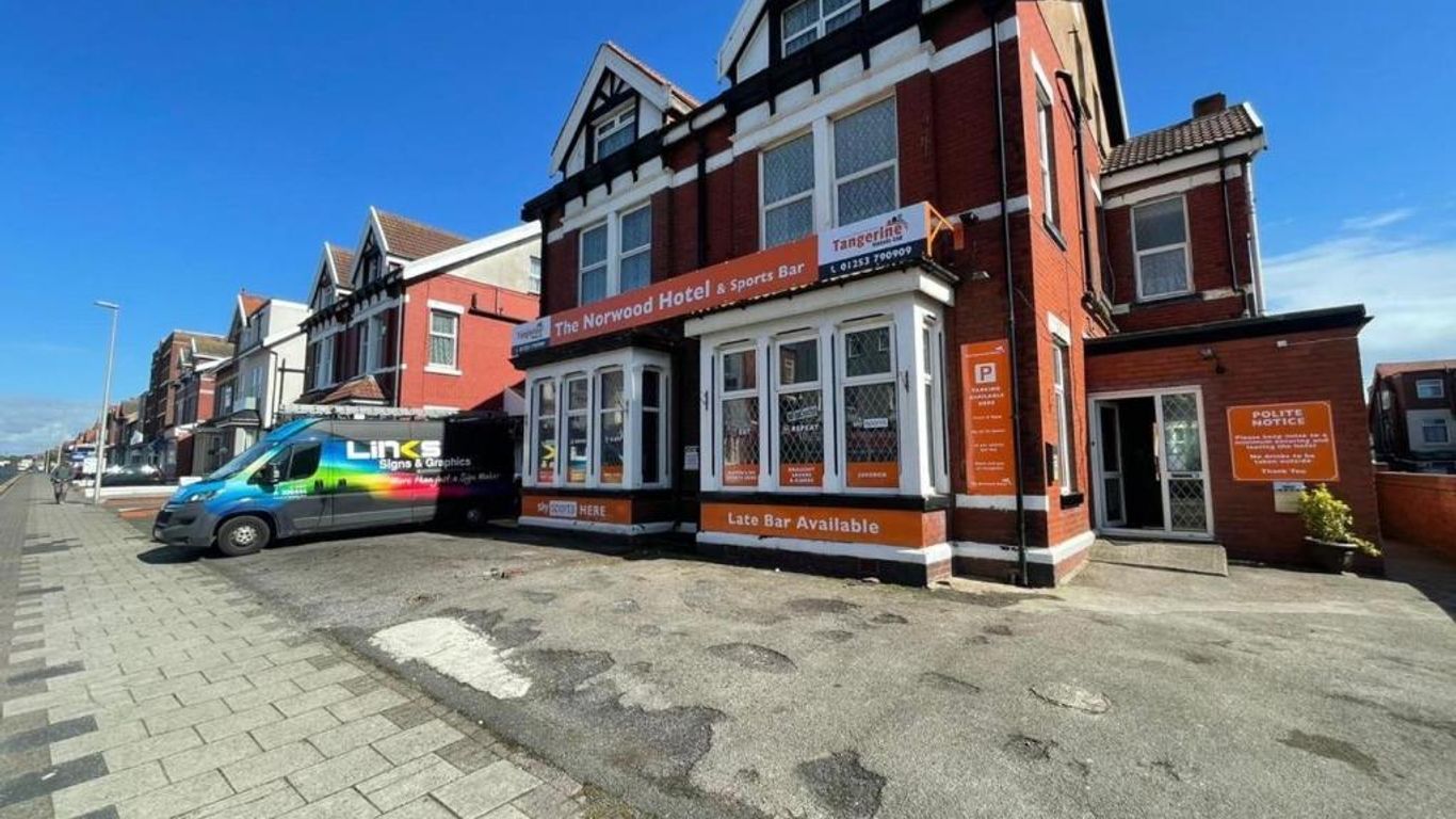 Norwood Hotel Adult Only Hotel