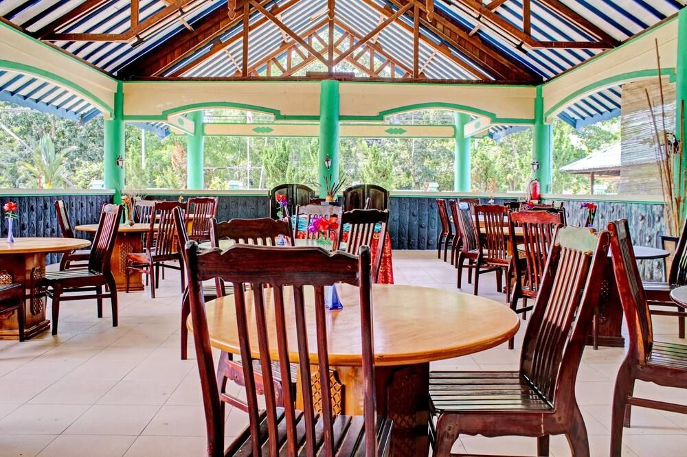 Capital O 90417 Hotel Batu Suli Internasional - Палангкарая - Ресторан