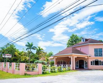 Shields Negril Villas - 尼格瑞爾