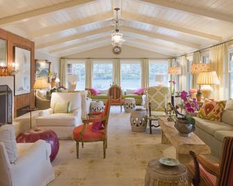 Lake Austin Spa Resort - أوستن - غرفة معيشة