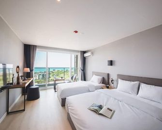 샐리스 제주 호텔 - 제주시 - 침실