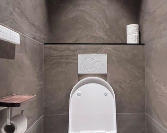 The Hyve Capsule hostel Amsterdam - Amsterdam - Badkamer