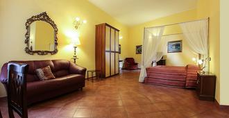 Grand Hotel Capodimonte - Naples - Bedroom