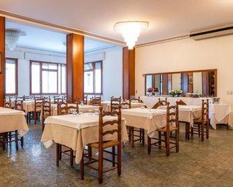 Unity Bank Hotel Termale Padova Rc12 - Abano Terme - Restaurant