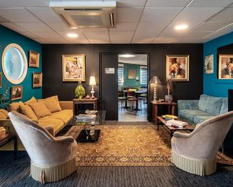 Hôtel Kyriad Brive Ouest - Brive-la-Gaillarde - Salon
