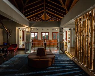 Rouista Tzoumerka Resort - Athamánion - Lobby