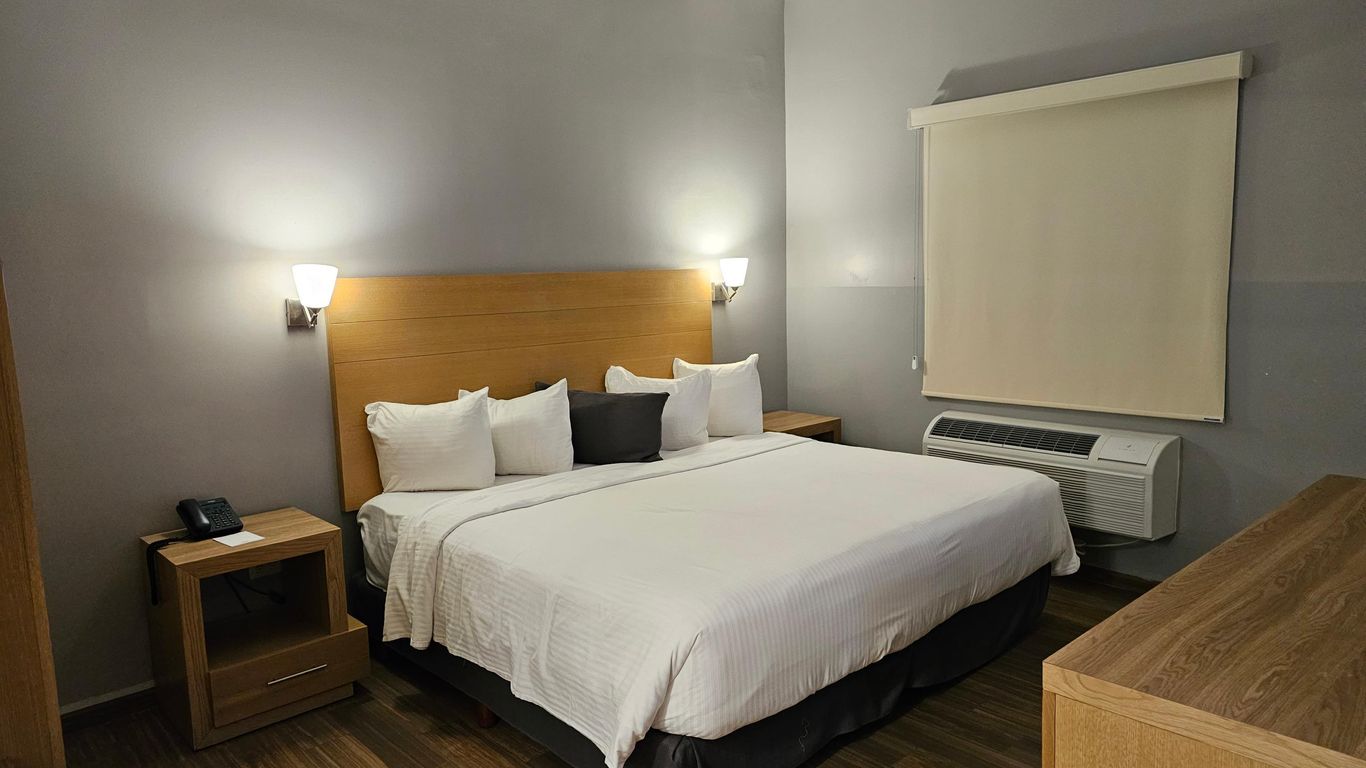 Bluu Hotel Aeropuerto Monclova-Frontera