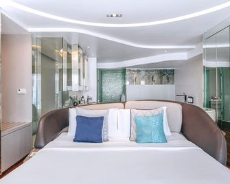 Hotel Baraquda Heeton Pattaya by Compass Hospitality - Pattaya - Quarto