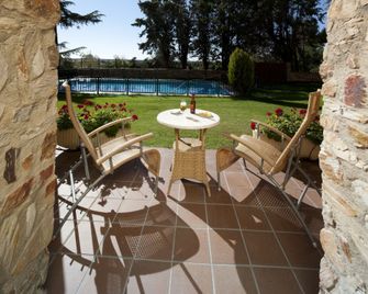 Parador De Benavente - Benavente - Патіо