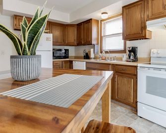 A Very Clean 2-Bedroom With Great Amenities - St Joseph - Kuchyň