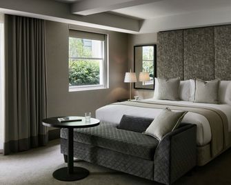 The Lyall Hotel and Spa - Melbourne - Bedroom