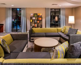 Courtyard by Marriott San Luis Obispo - סן לואיס אוביספו - סלון