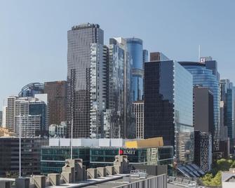 'Plaid Parlour' City-Centre Comfort & Skyline Views - Melbourne - Edificio