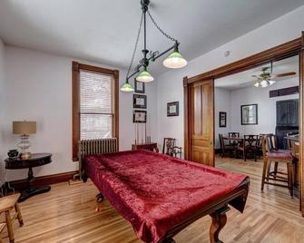 Sturgis Rally: Restored Historic Home 1 Block From Main Street In Deadwood - Deadwood - Bedroom