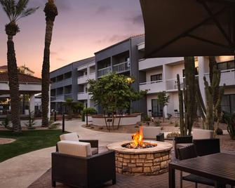 Courtyard by Marriott Phoenix Mesa - Mesa - Patio